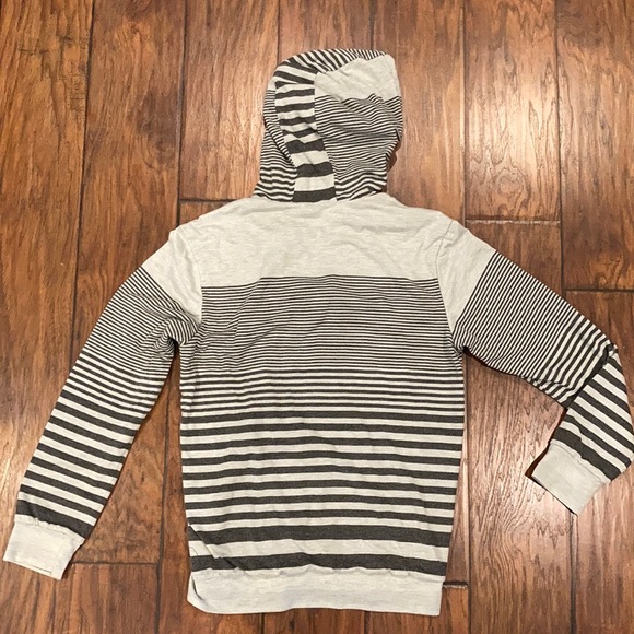 7 DIAMONDS striped zip up hoodie Size M EUC - Picture 10 of 14